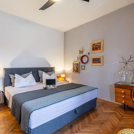 Apartment Lota With Heated Pool On Top Location 苏佩塔尔 外观 照片